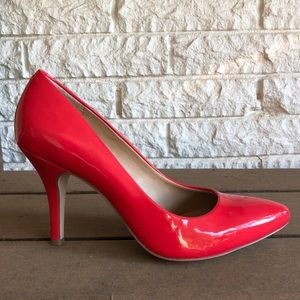 Coral Arturo Chiang Pumps